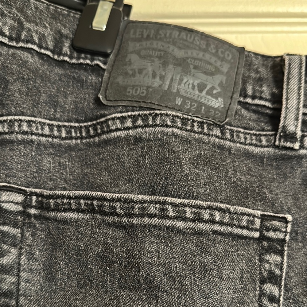 Levi's Men's Gray Jeans